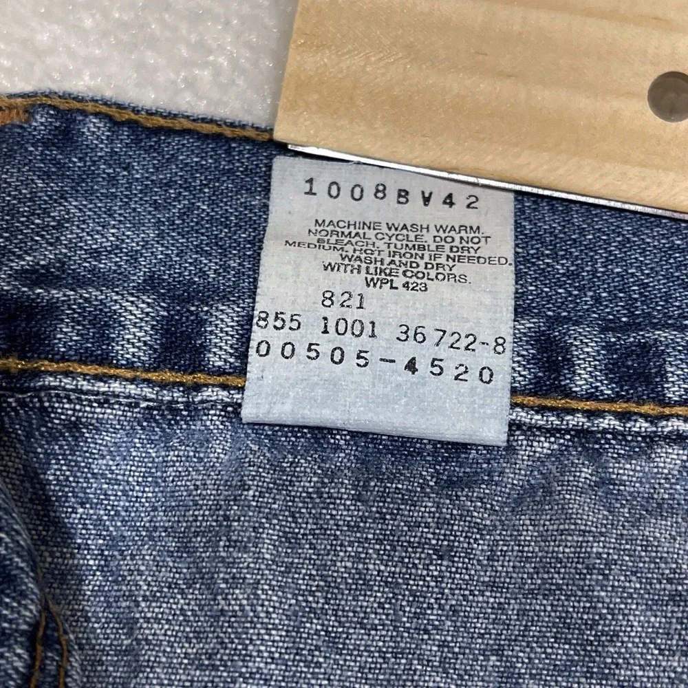 Vintage Levi's 505 Men's Jeans W38 L32 Blue Straight Regular 2001 Black Batwing